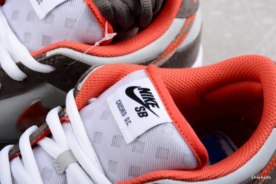 Crushed D.C. Low SB Dunk DH7782-001 Nike 1025